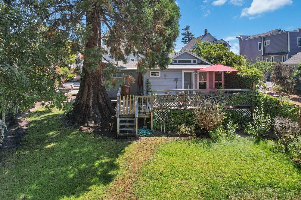 839 Riverside Avenue