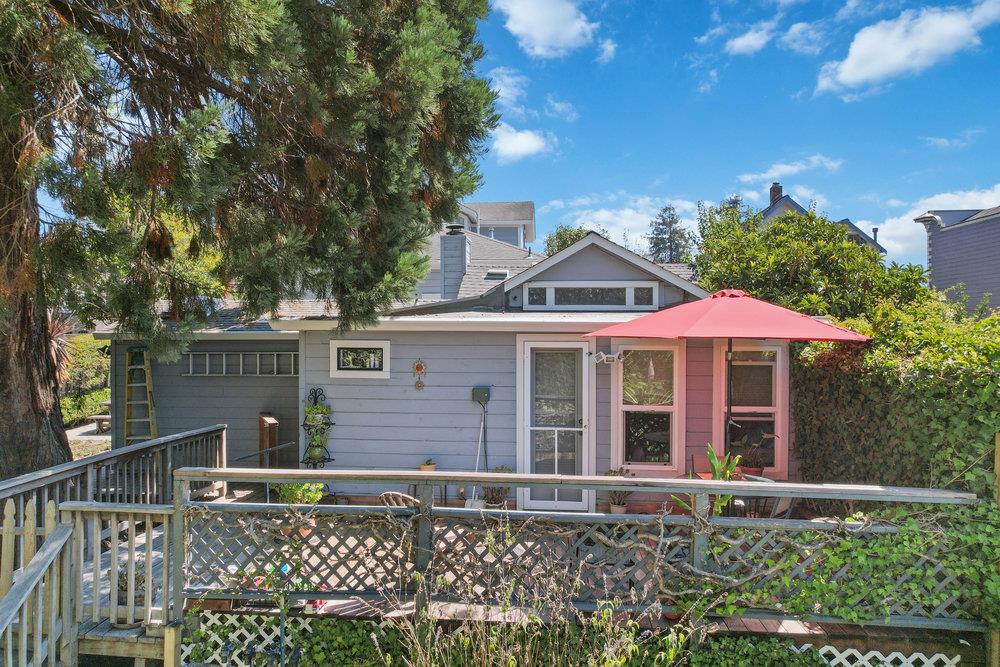 839 Riverside Avenue