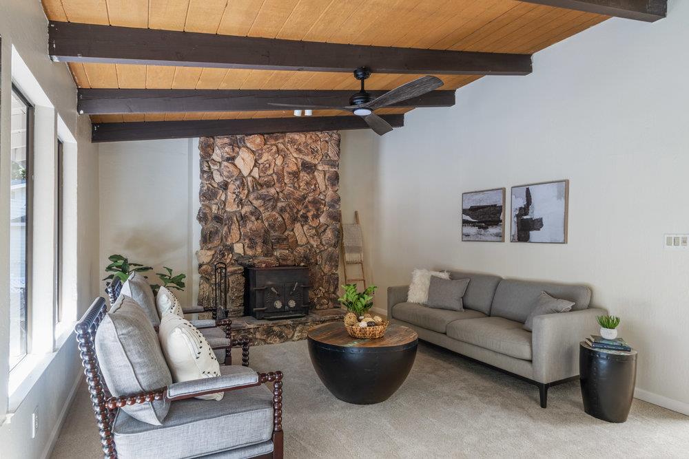 1830 Lakeside DR