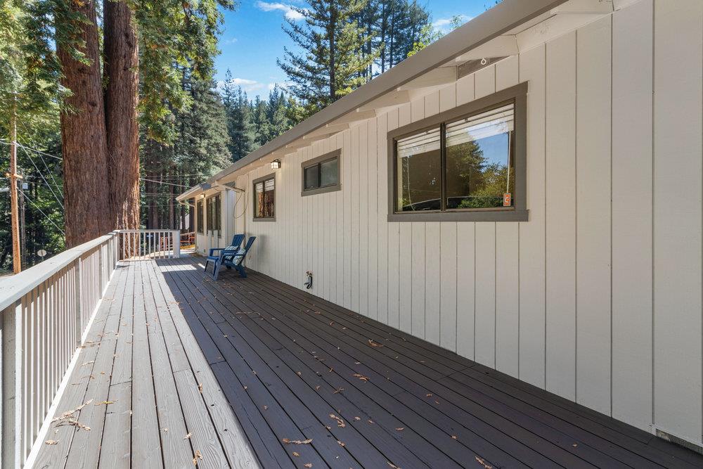 1830 Lakeside DR