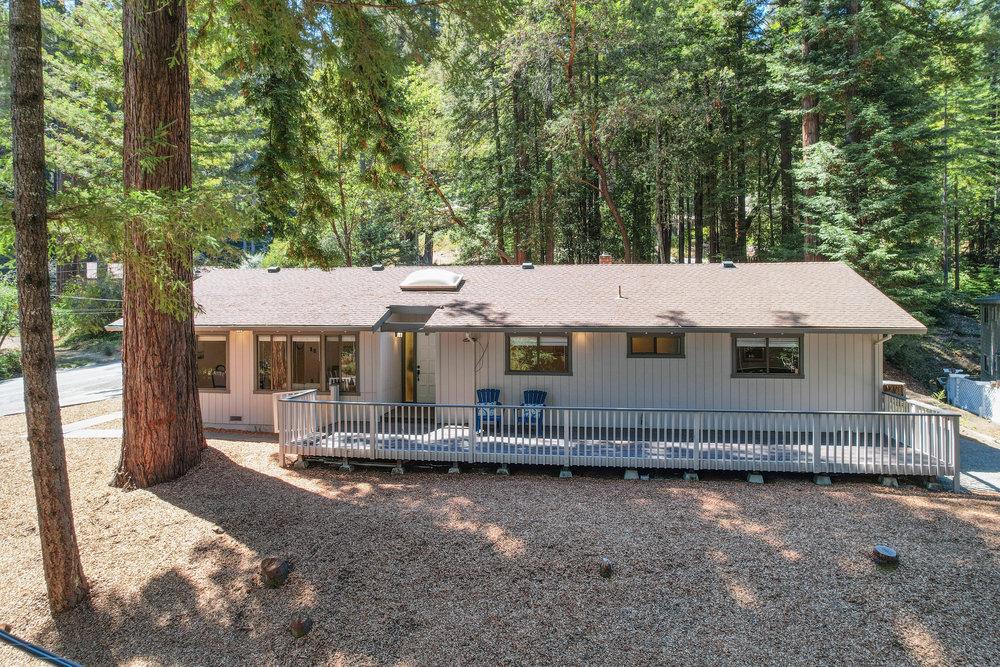 1830 Lakeside DR