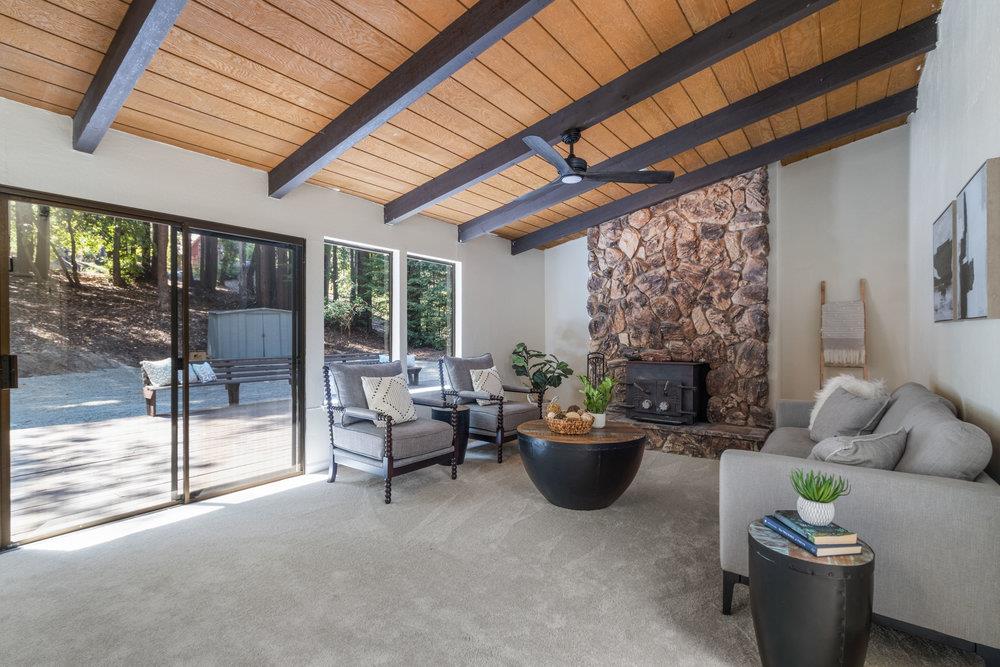 1830 Lakeside DR