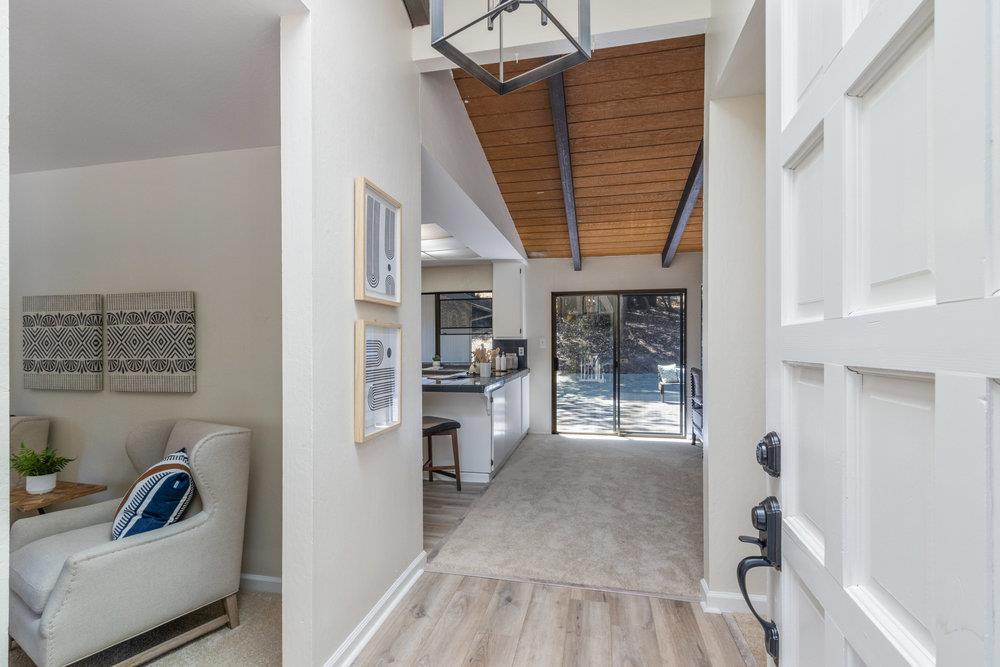 1830 Lakeside DR