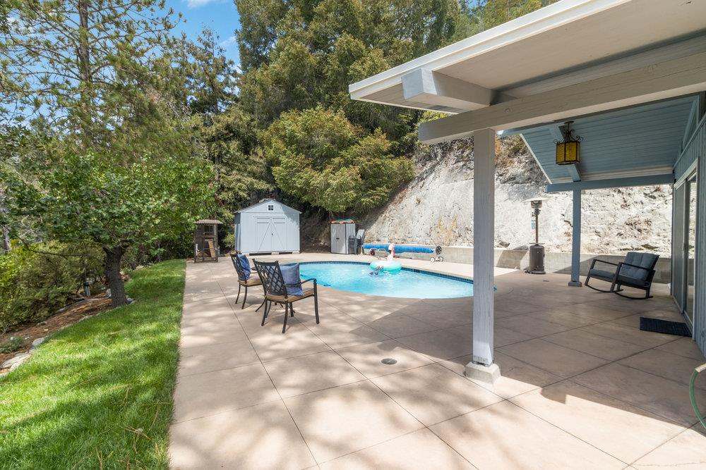 1960 Pinecrest DR