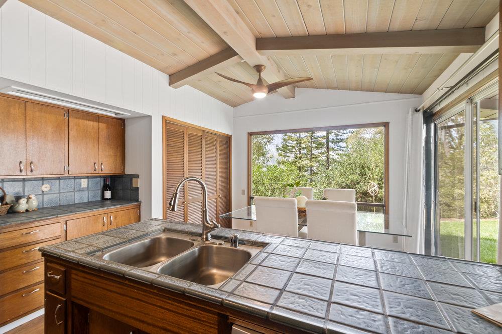 1960 Pinecrest DR