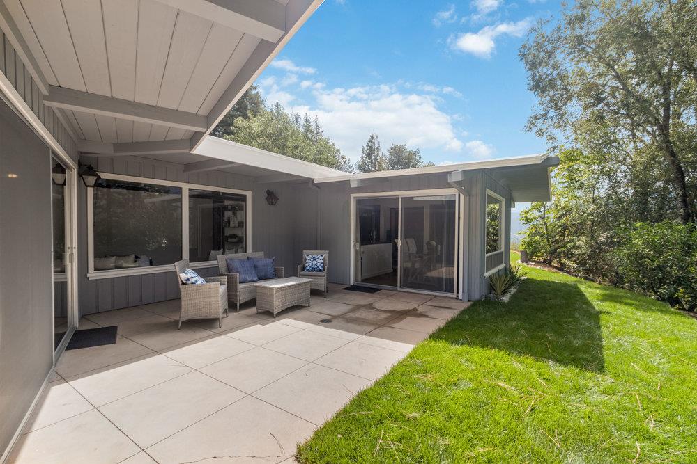 1960 Pinecrest DR