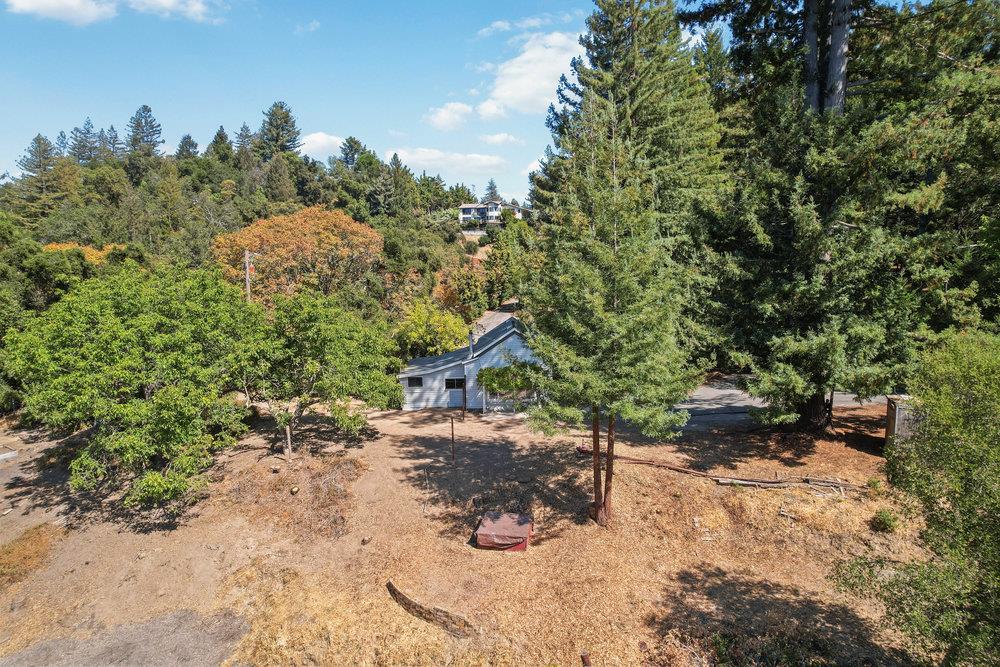 21925 Bear Creek WAY