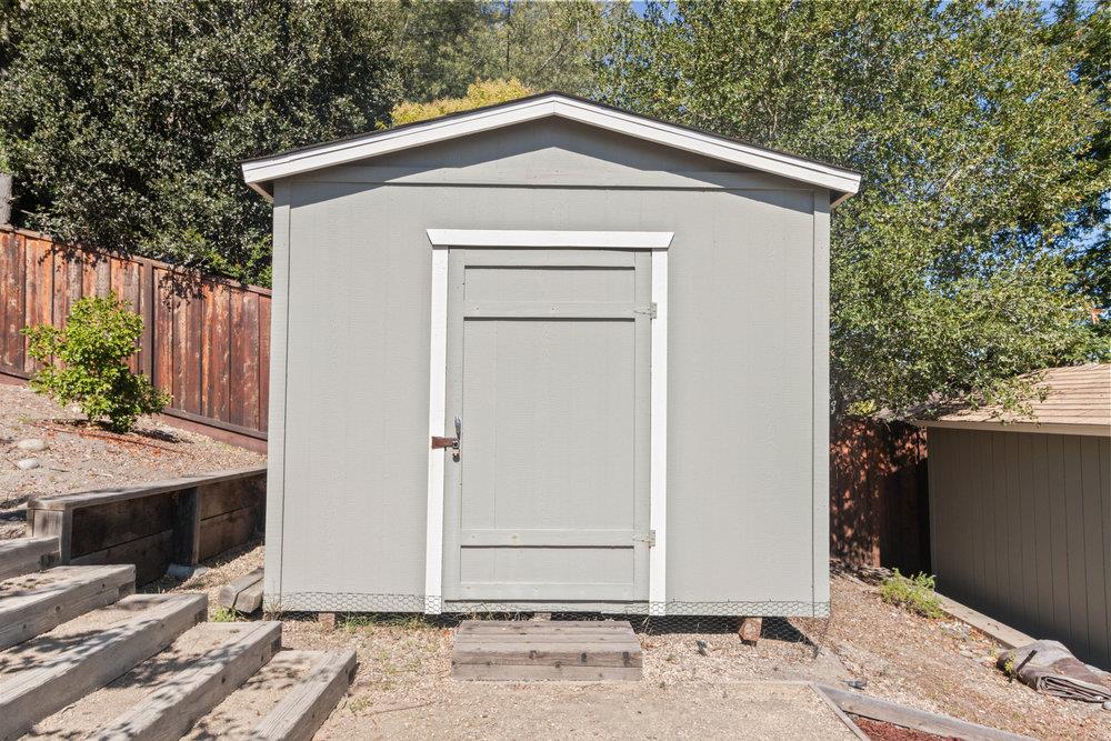 225 Esmeralda DR