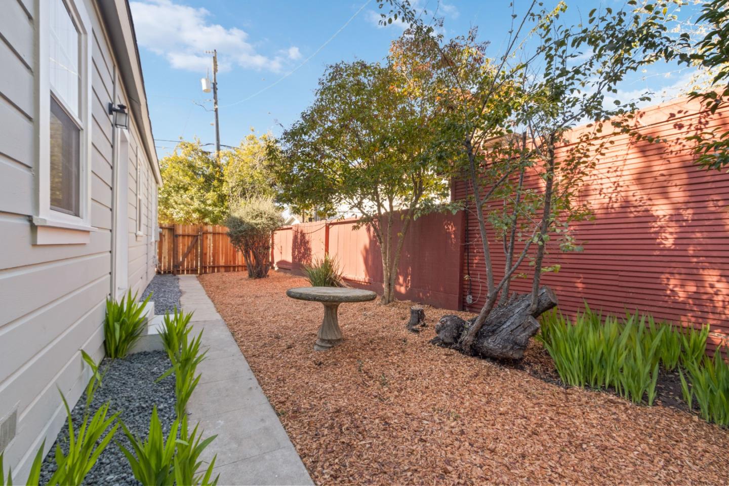 140 Campbell ST
