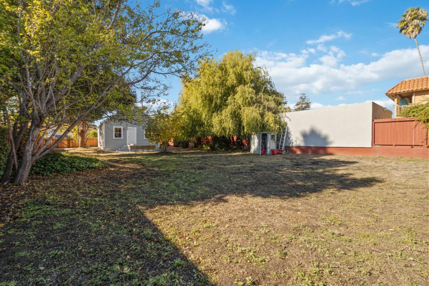 140 Campbell ST