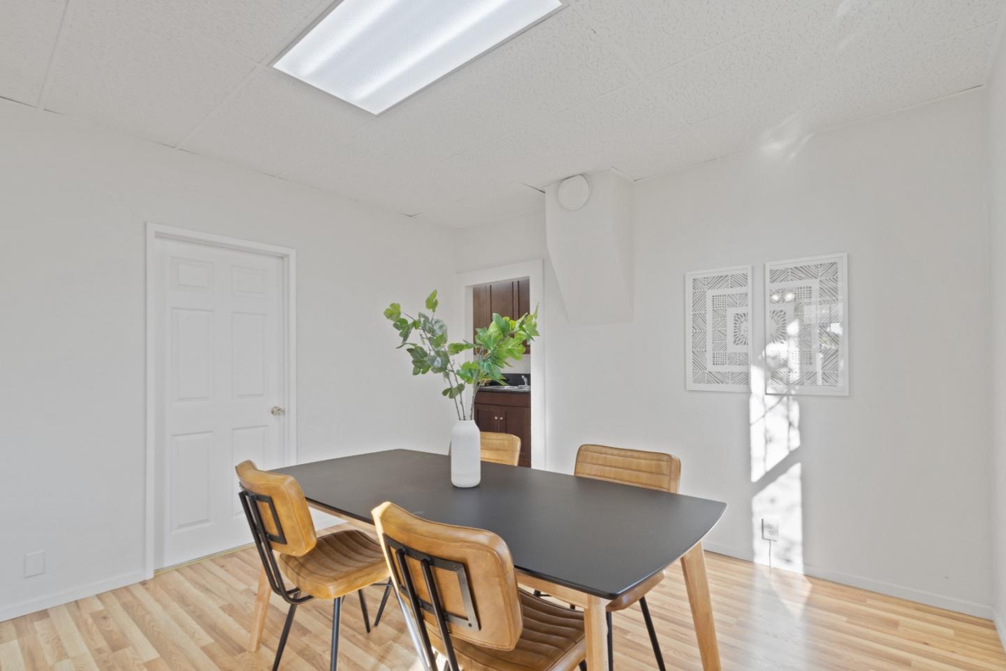 140 Campbell ST