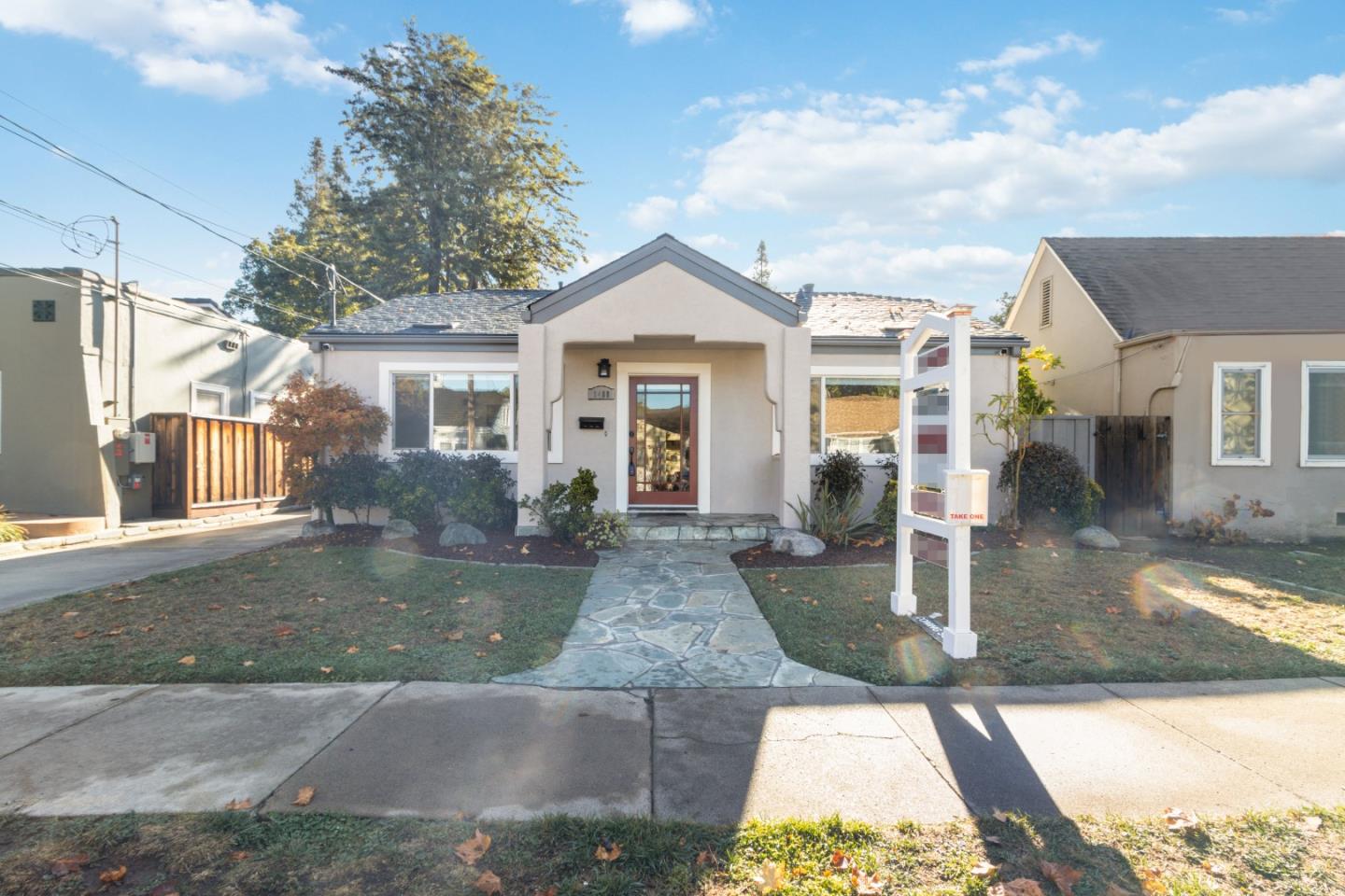 1488 Sierra AVE
