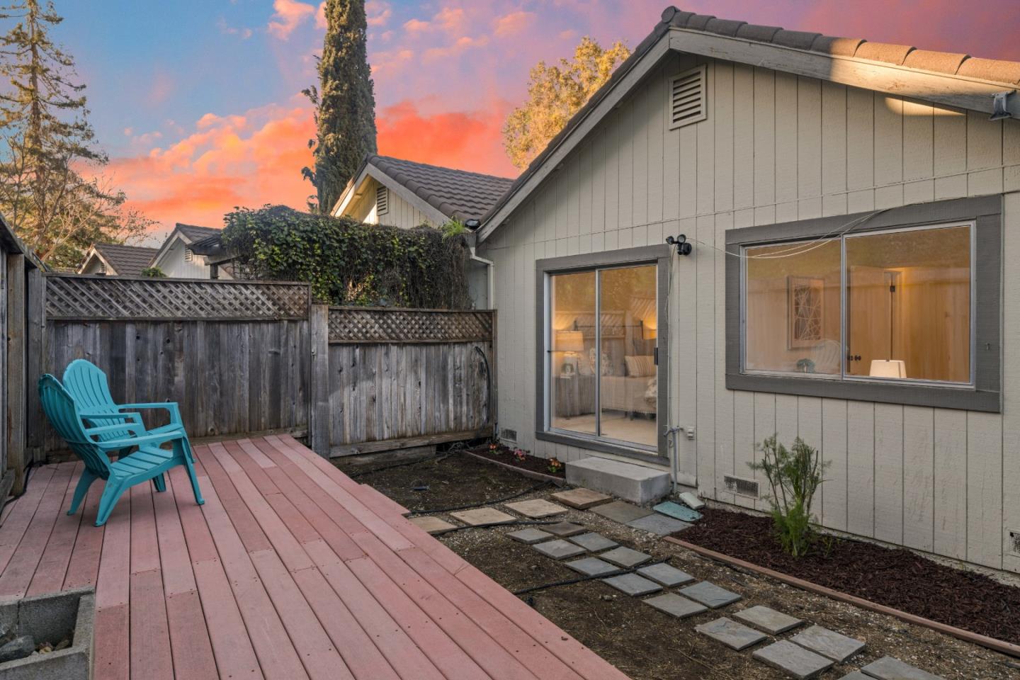 818 Coyote Road