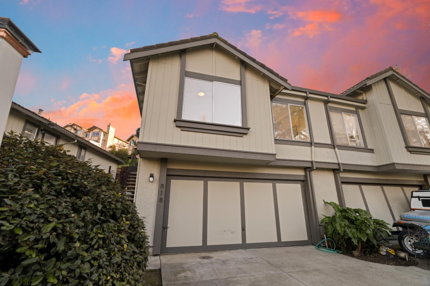 818 Coyote Road