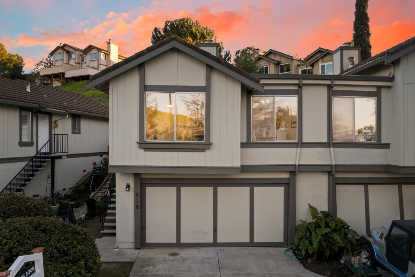 818 Coyote Road