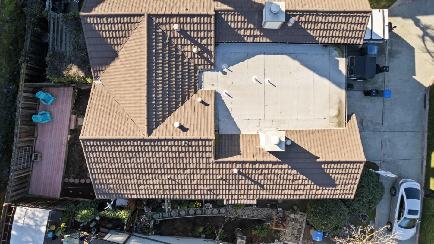 818 Coyote Road