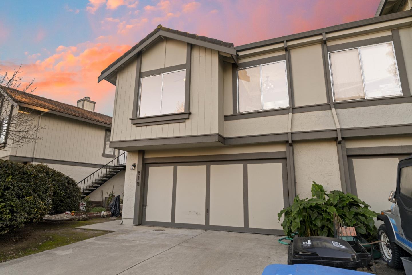 818 Coyote Road