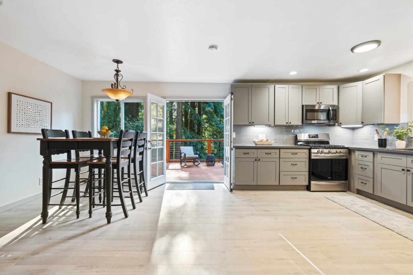 120 Madrone Avenue