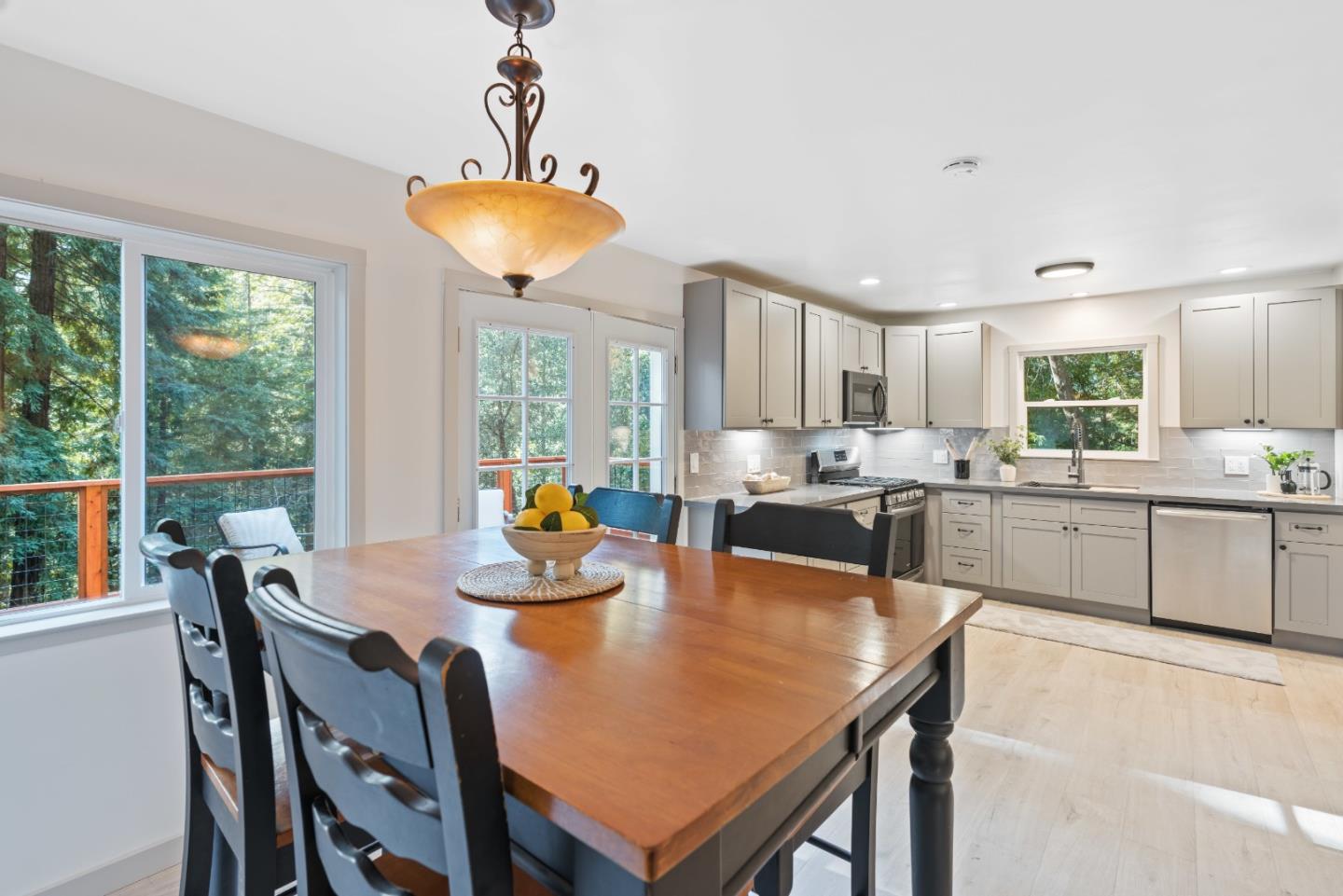 120 Madrone Avenue