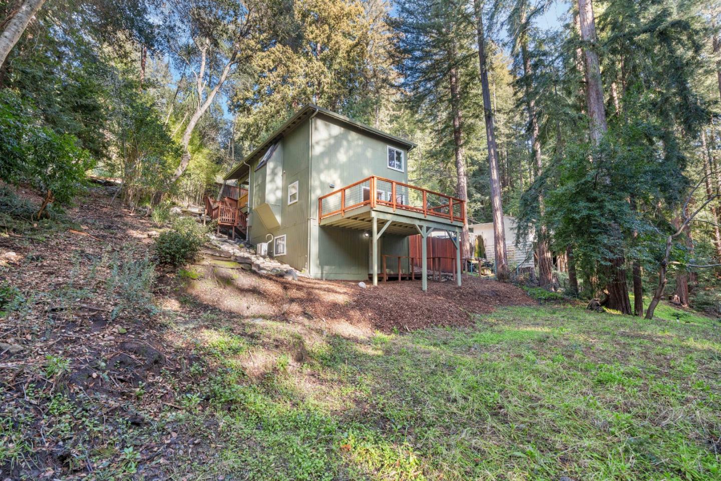 120 Madrone Avenue