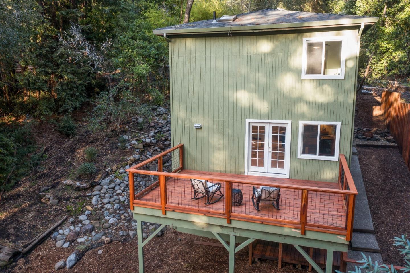 120 Madrone Avenue