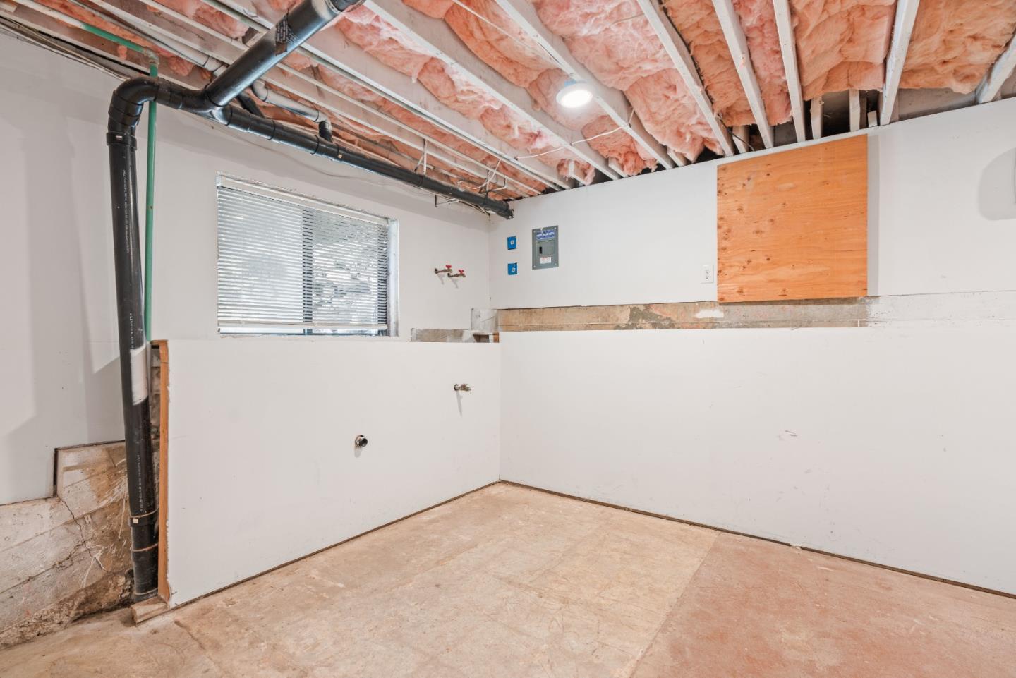 120 Madrone Avenue