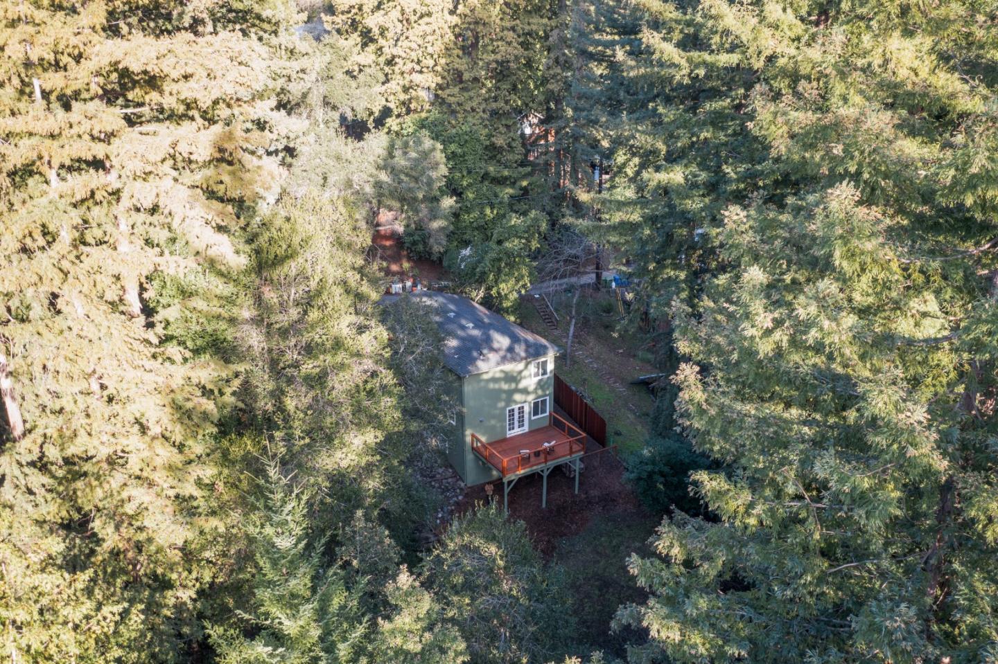 120 Madrone Avenue