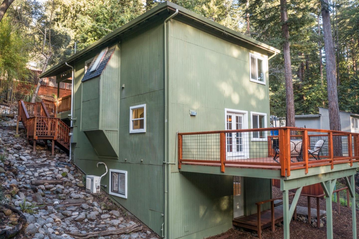 120 Madrone Avenue