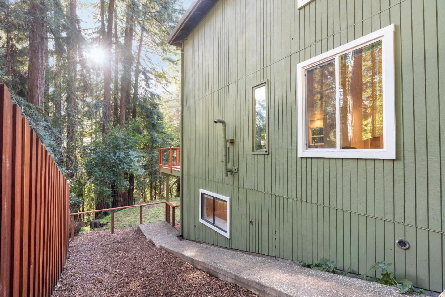120 Madrone Avenue