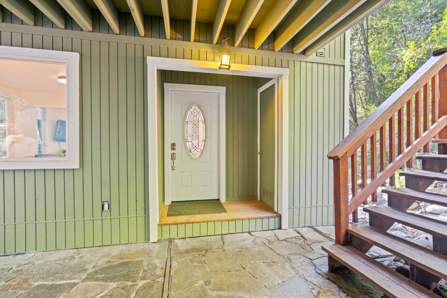 120 Madrone Avenue