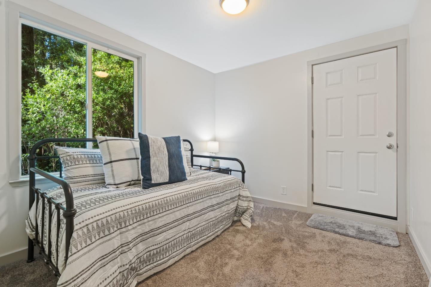 120 Madrone Avenue