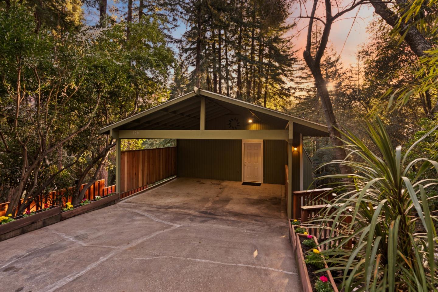 120 Madrone Avenue