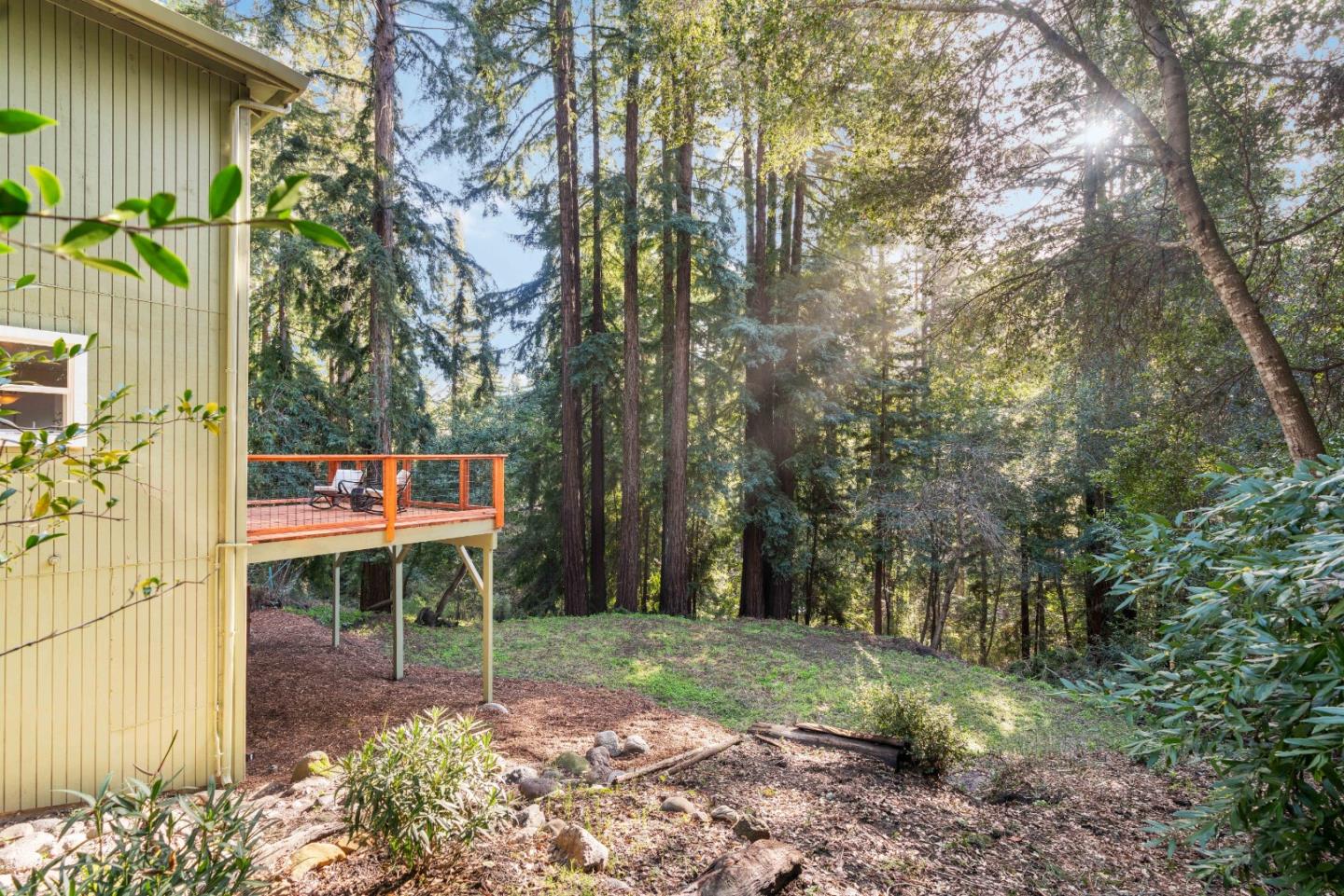 120 Madrone Avenue
