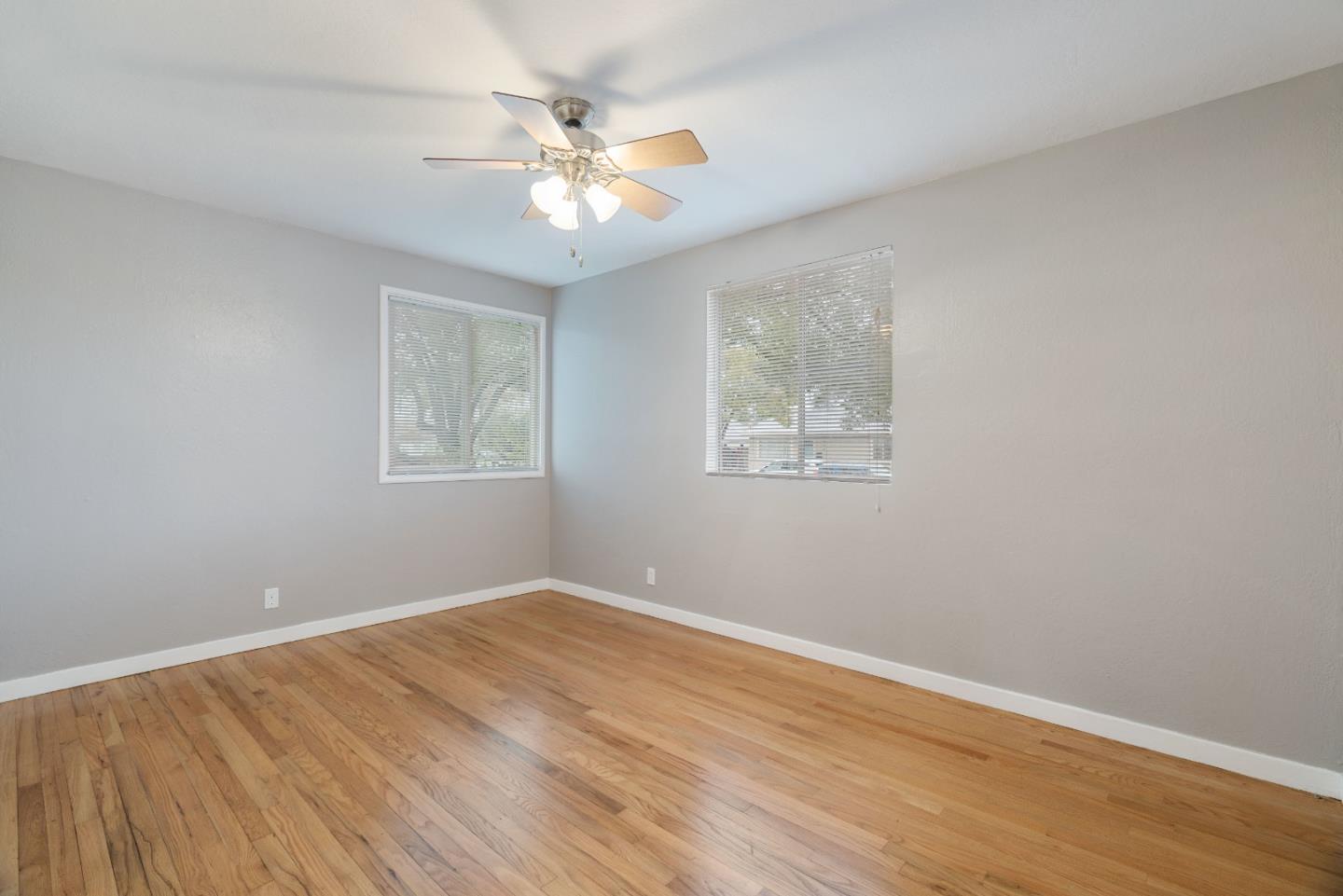 1321 Selo DR