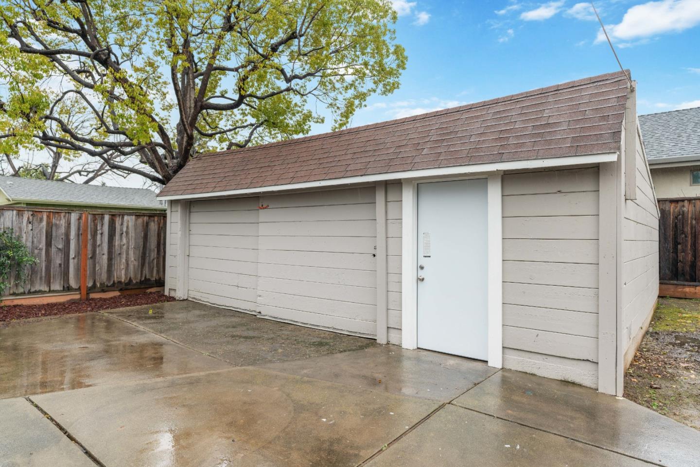 1321 Selo DR