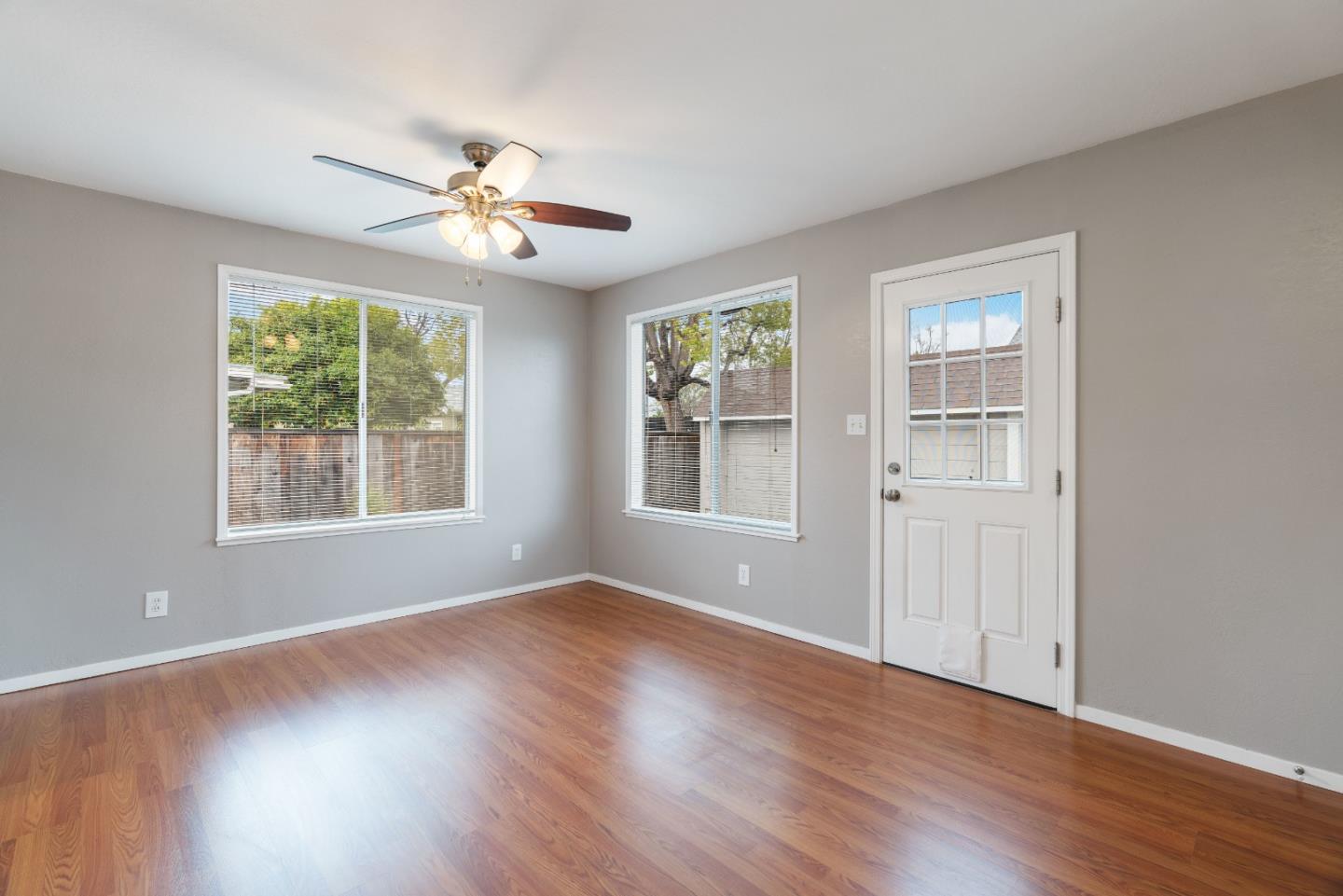 1321 Selo DR