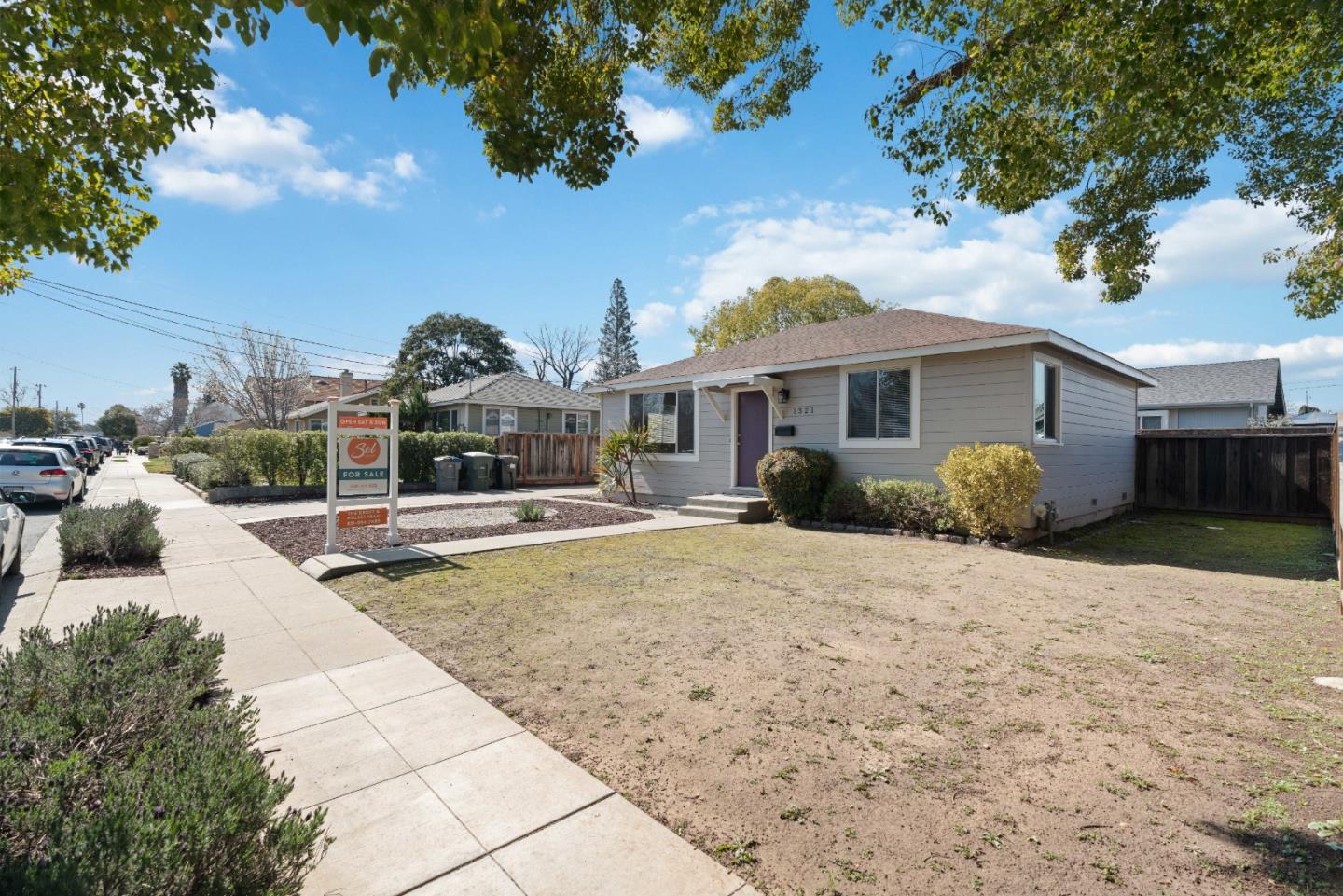 1321 Selo DR