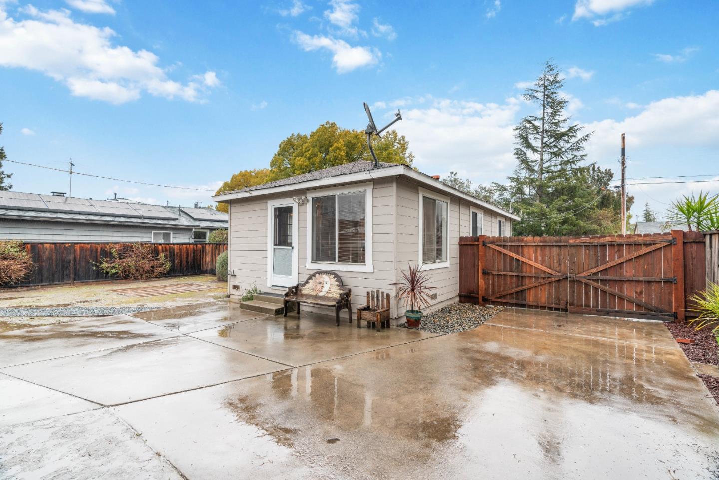 1321 Selo DR