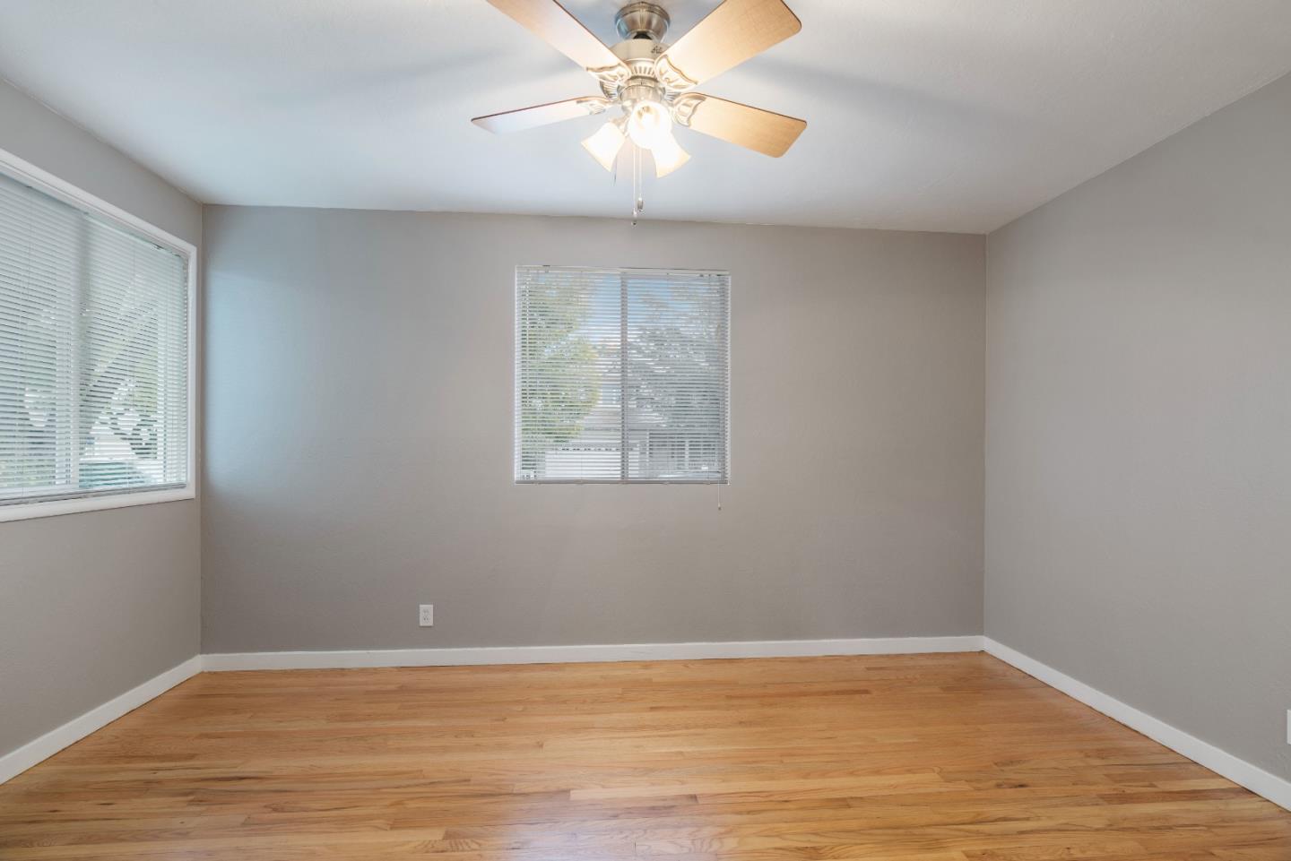 1321 Selo DR
