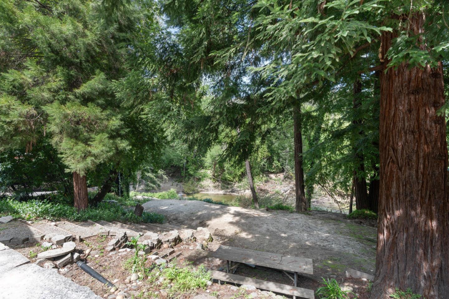 6440 Highway 9
