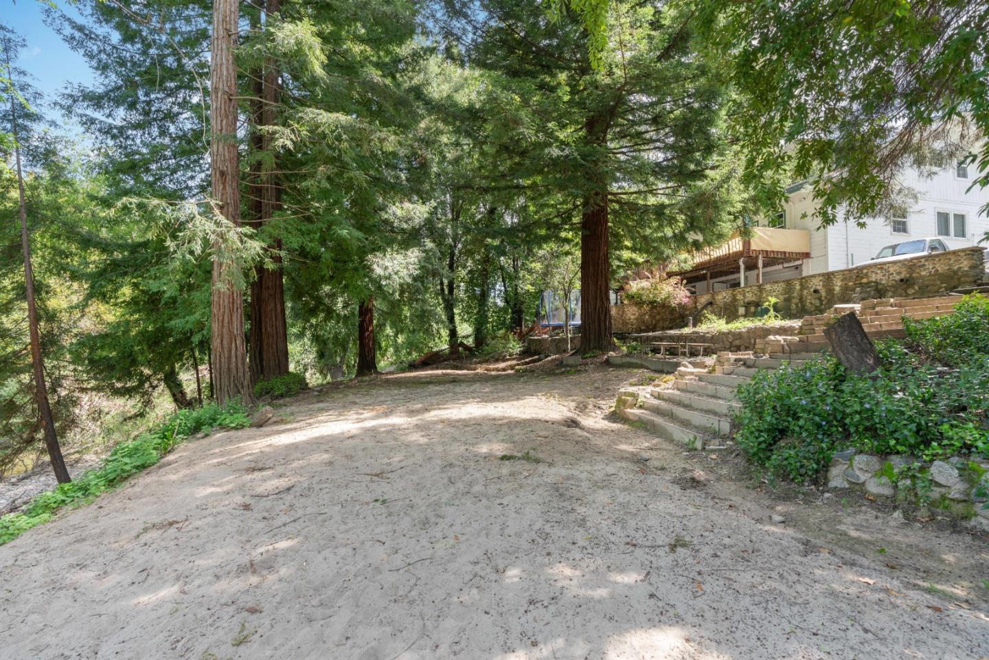 6440 Highway 9