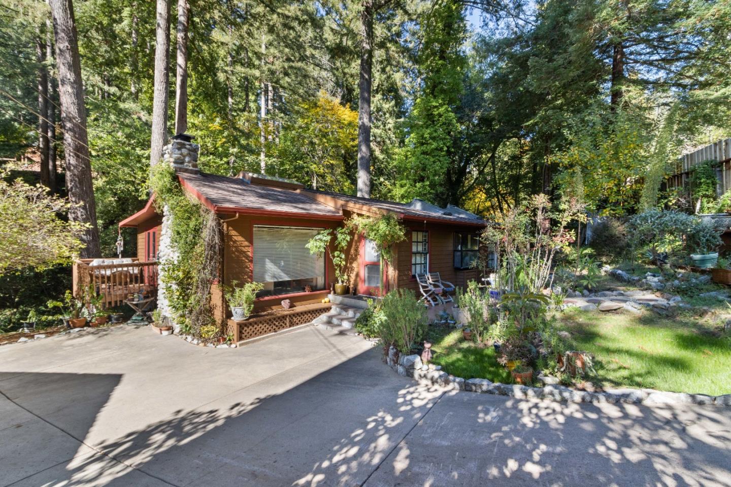 9999 Love Creek RD