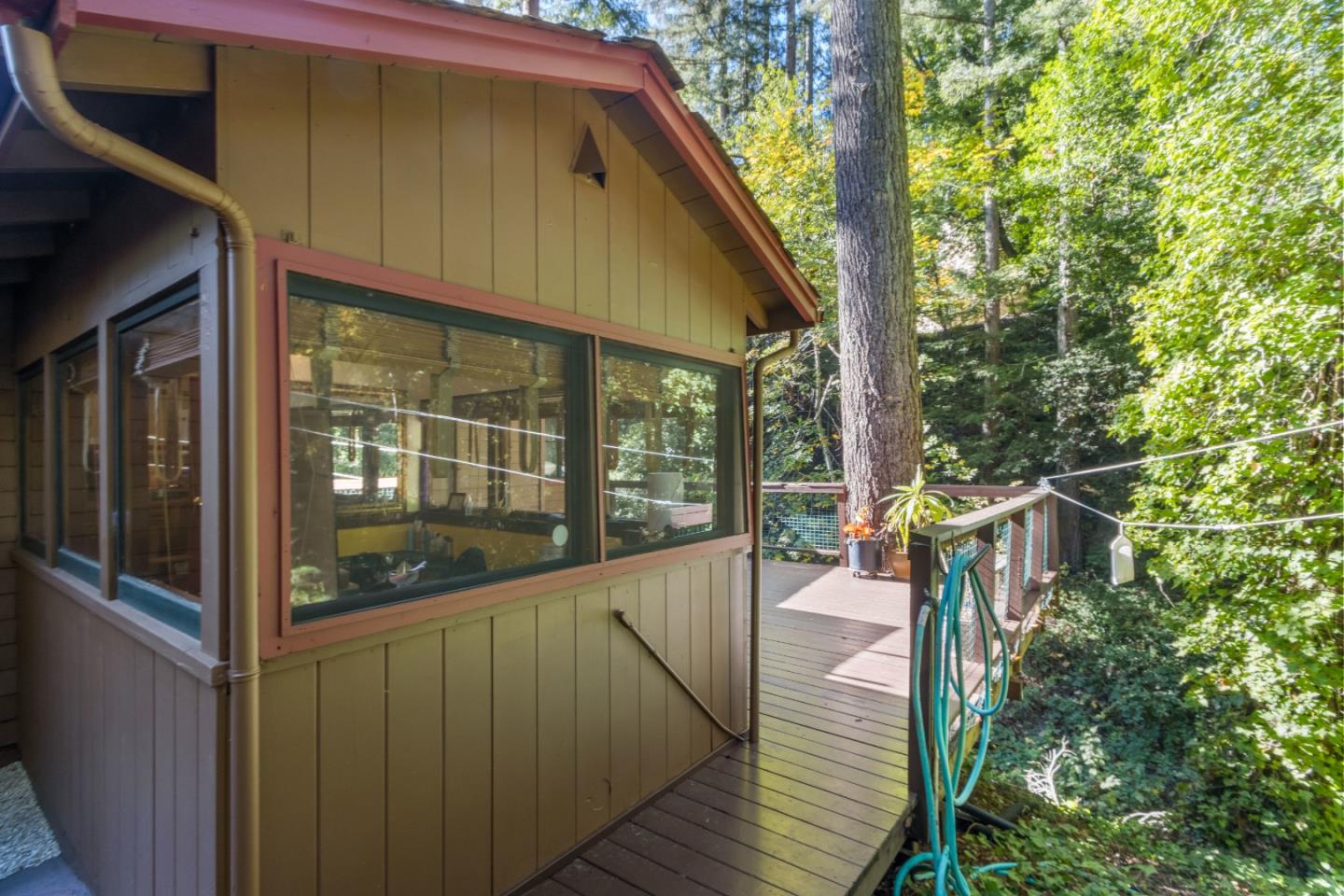 9999 Love Creek RD