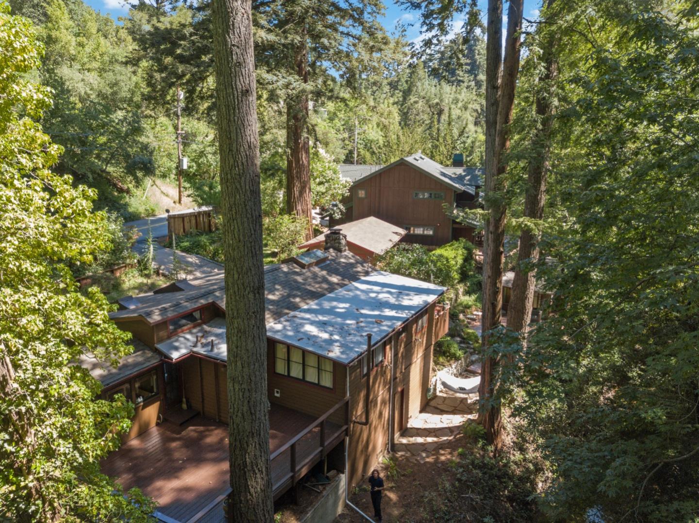 9999 Love Creek RD