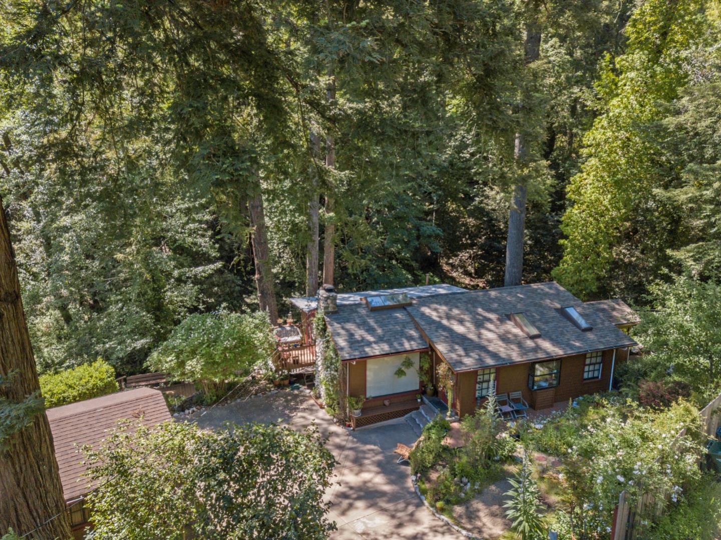 9999 Love Creek RD
