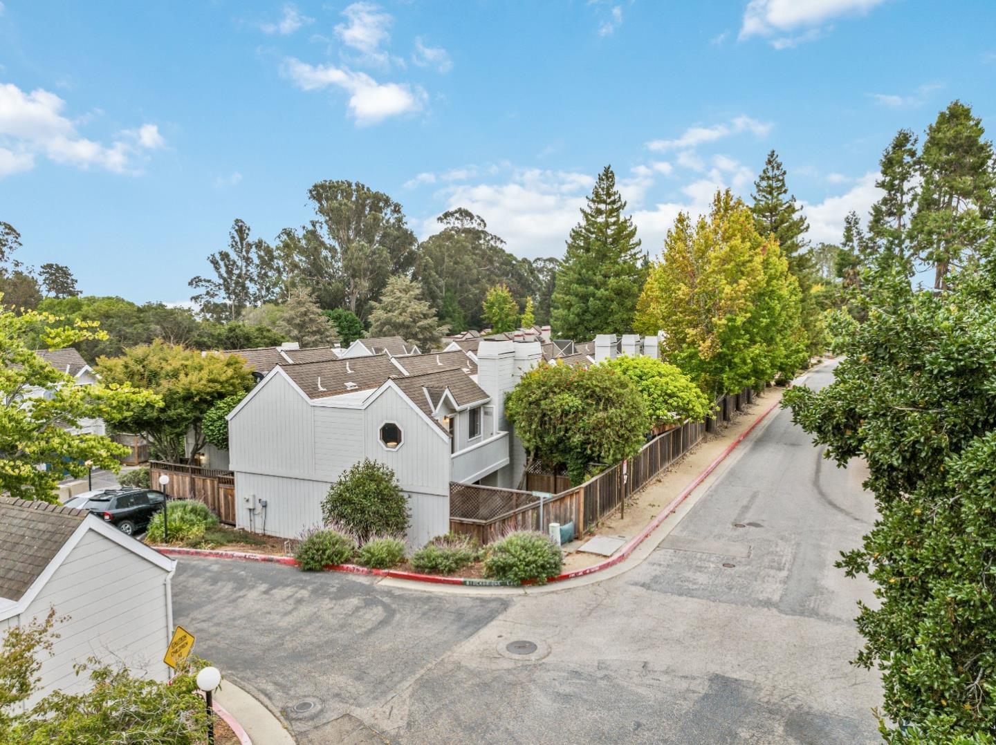 3213 Stockbridge Lane