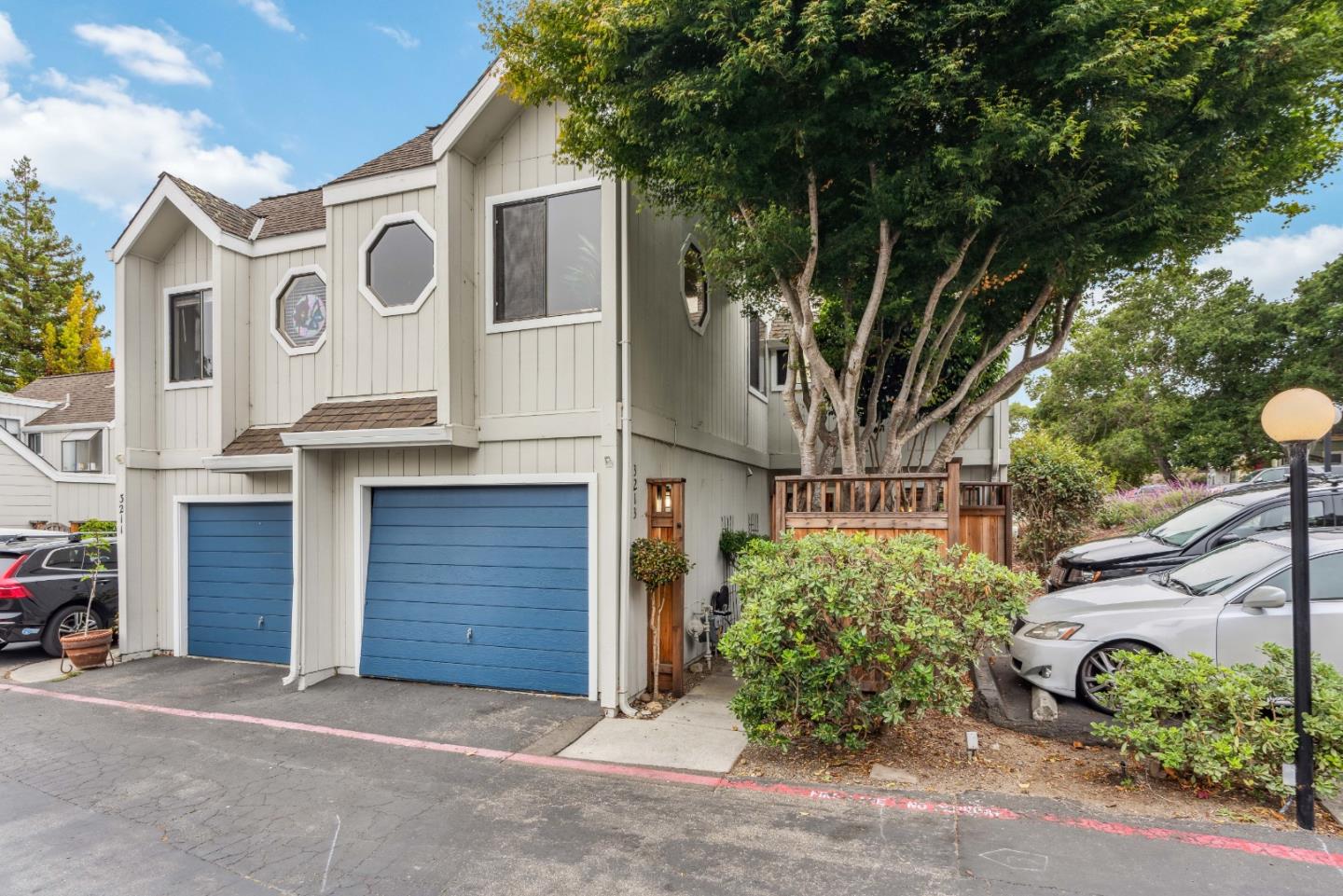 3213 Stockbridge Lane