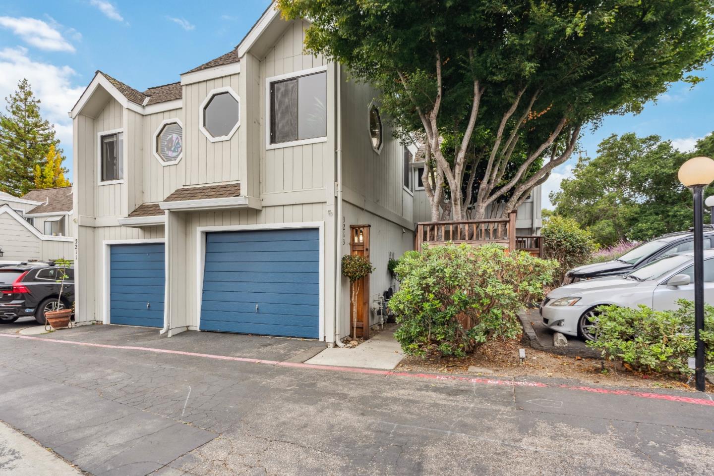 3213 Stockbridge Lane