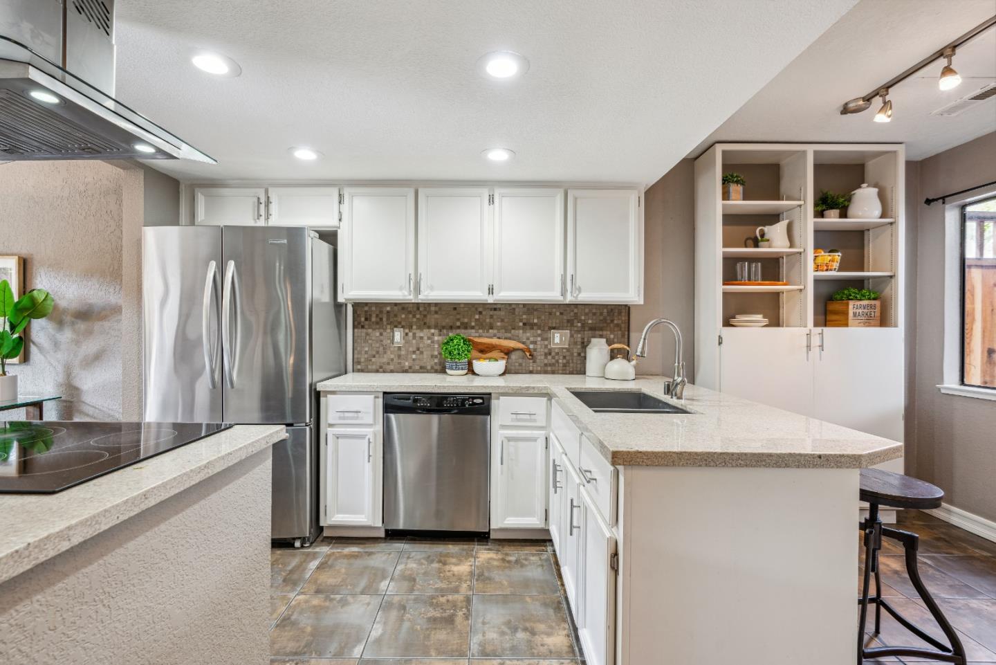 3213 Stockbridge Lane