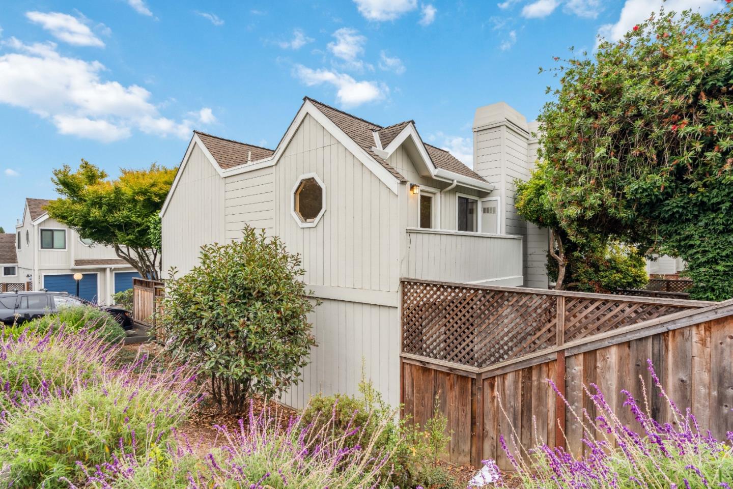 3213 Stockbridge Lane